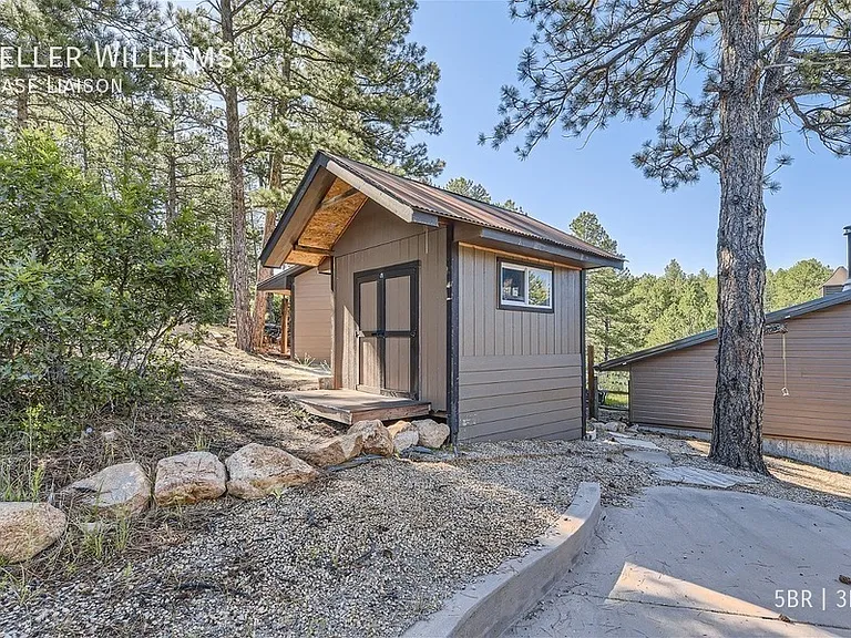 9170 Frank Rd — Photo 20
