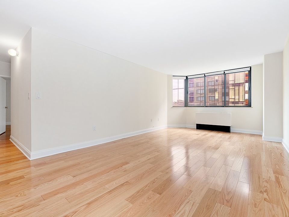 1st image of 280 Park Ave S APT 16L