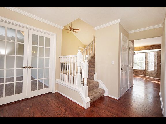 5th image of 7286 Glenn Moor Dr