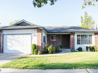 1422 W Ashcroft Ave, Fresno, CA