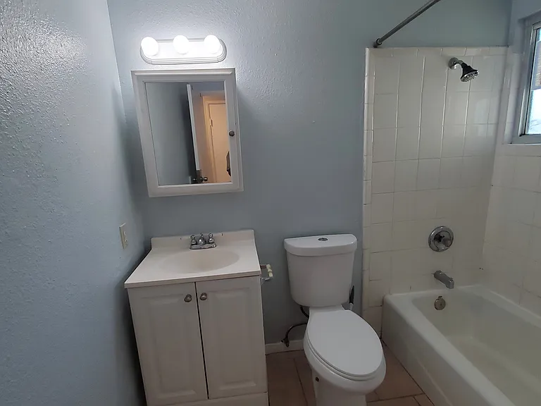 S Royal Oak Dr — Photo 9