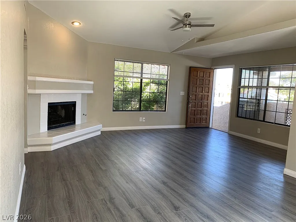 2 bed, 2.0 bath, 1056 sqft, $1,445 — Photo 1