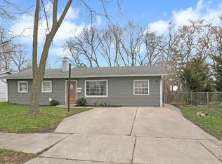 713 Robert St, Aurora, IL 60506