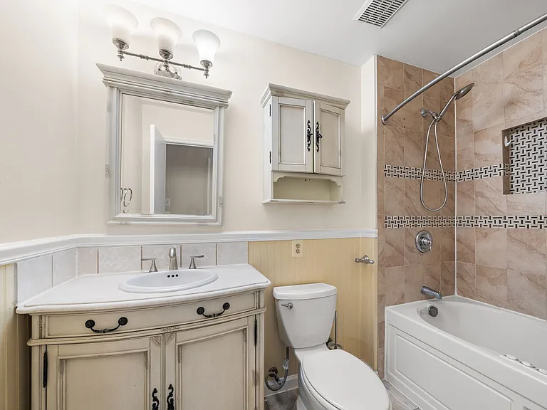 222 Apple Blossom Ct — Photo 20