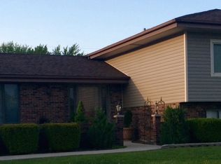 1518 W Mulloy Dr, Addison, IL 60101