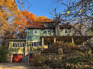 1705 SE Walnut Woods Dr, West Des Moines, IA 50265