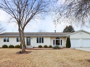 23 16th St, Prairie Du Sac, WI 53578