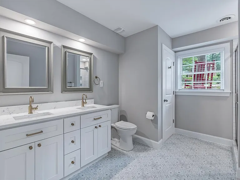 Basement Bath with Double Vanity
