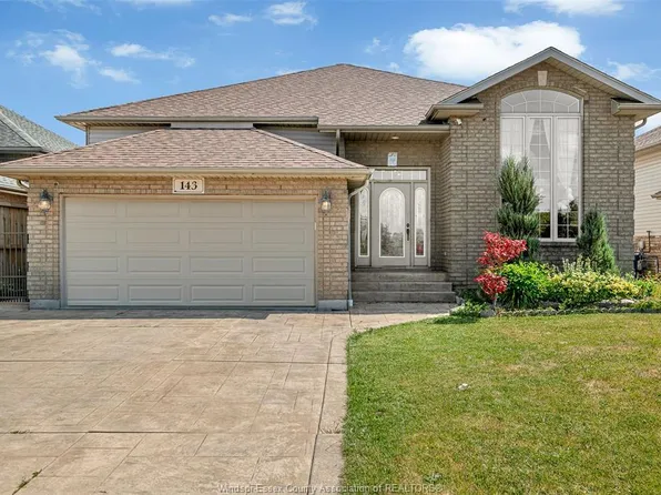 143 Amy Croft Dr, Lakeshore, ON N9K 1E6