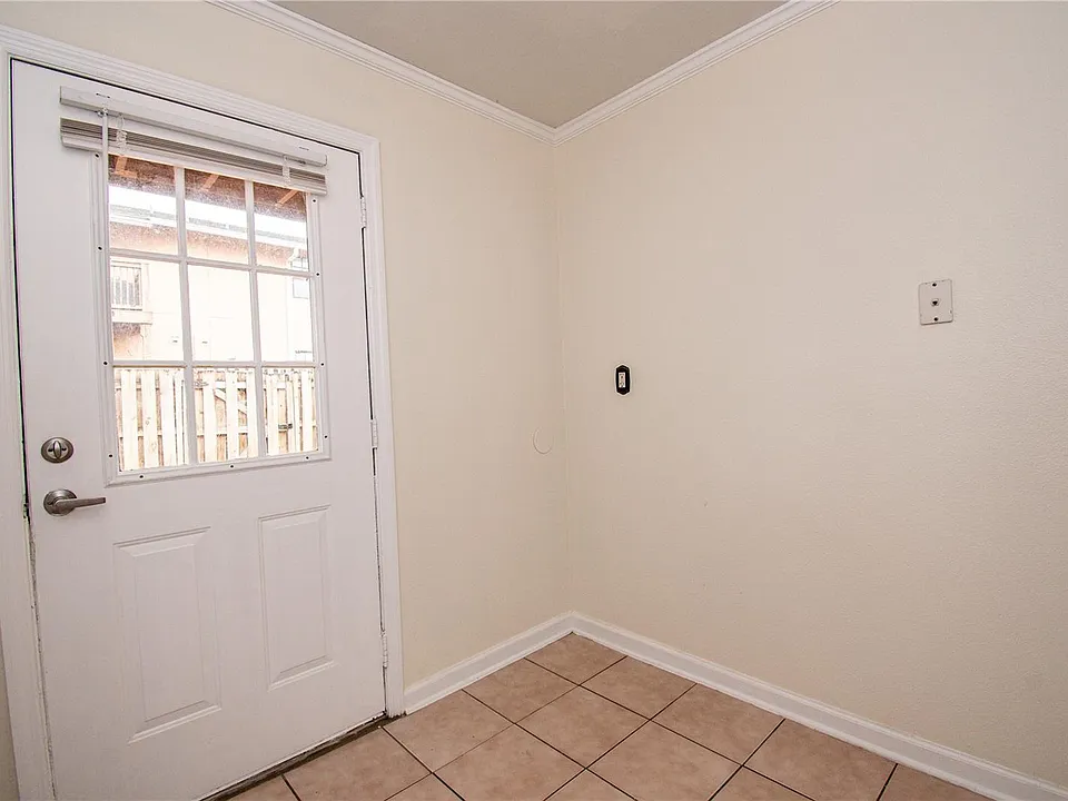 12402 Hibiscus Oak Pl #101