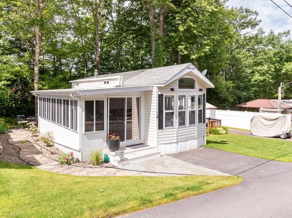 554 Endicott North Street #14 & 15, Laconia, NH 03246