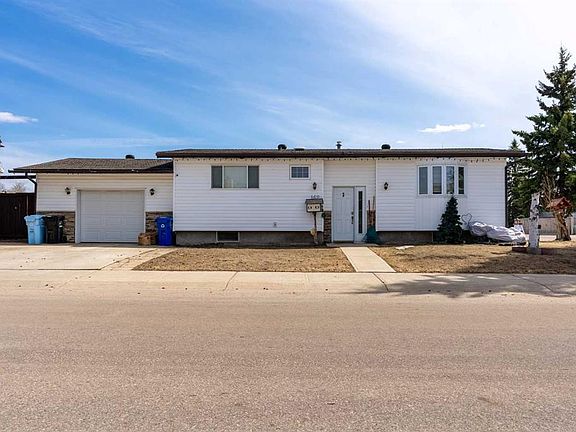 5th image of 162 NW Caldwell Cres
