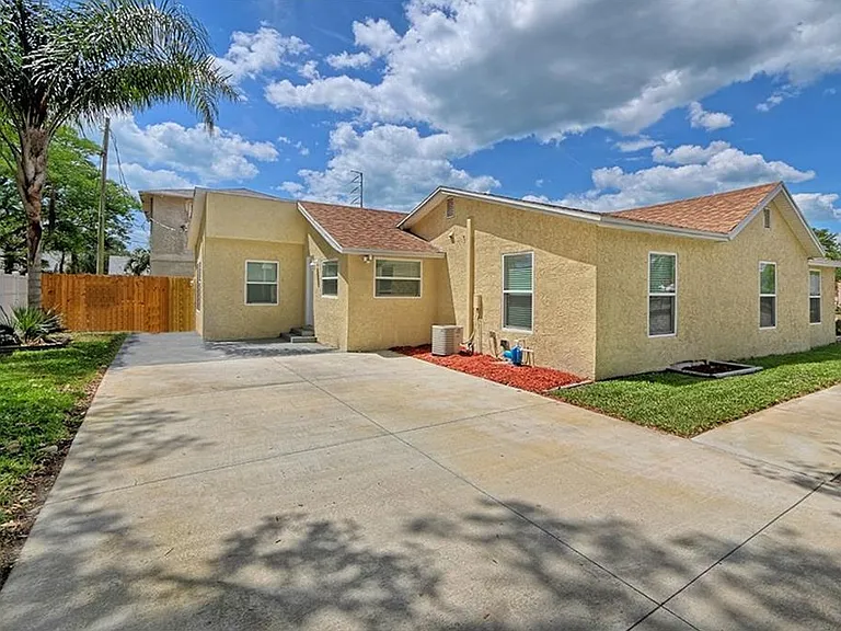 1235 Lakeview Rd — Photo 14