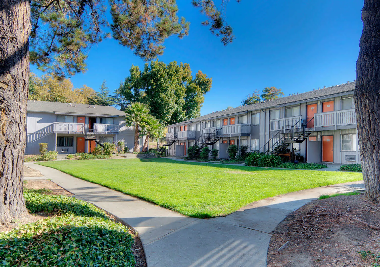 Parkside — Photo 1