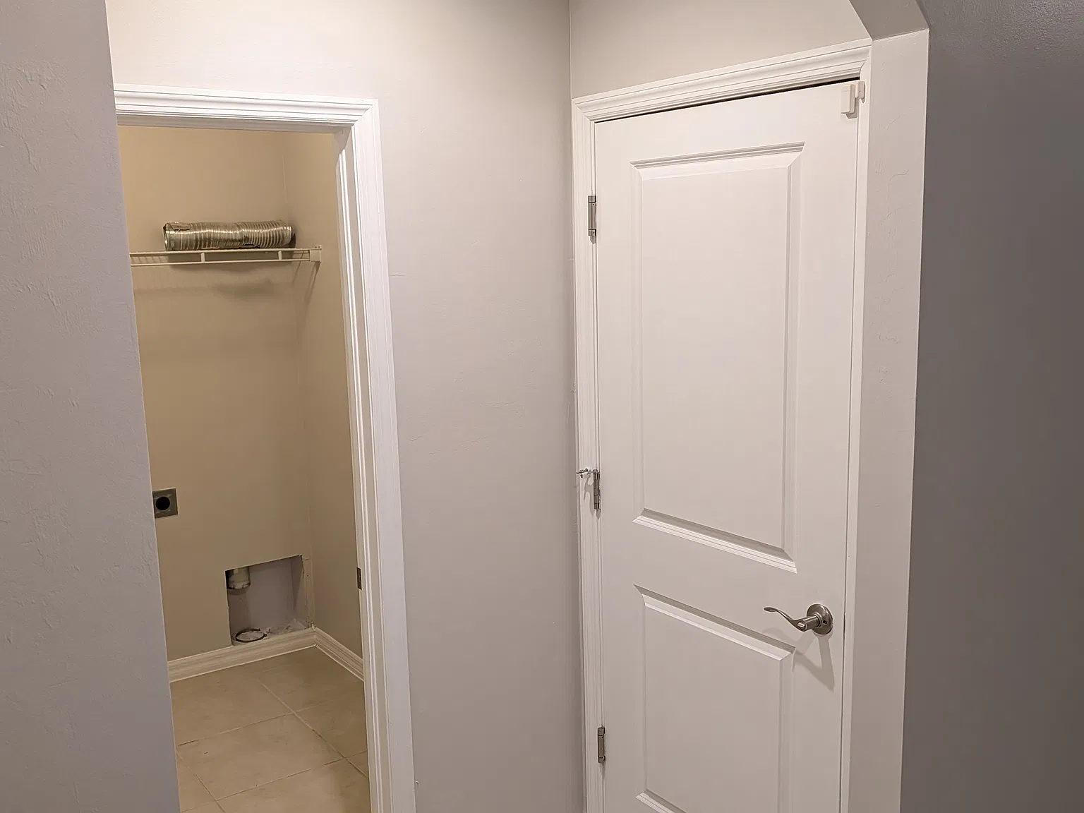 3 bed, 1672 sqft, $2,100 — Photo 4