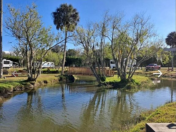 2nd image of 937 Sabal Palm Dr #921