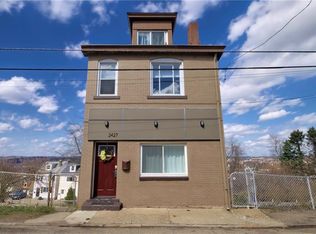 2427 Burham St, Pittsburgh, PA 15203