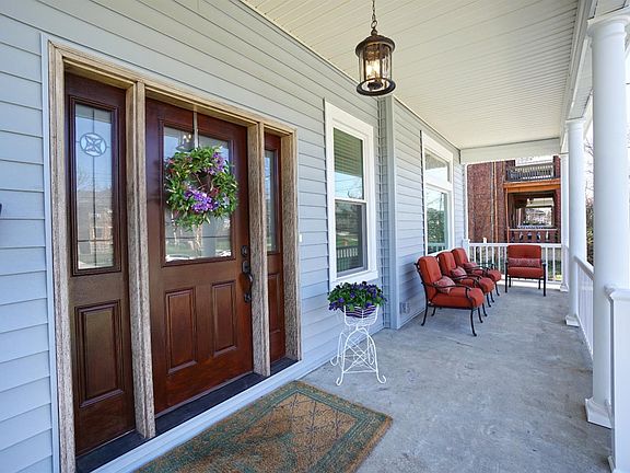 3rd image of 4334 Floral Ave