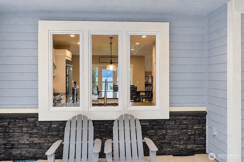 3rd image of 2307 Northshore Road