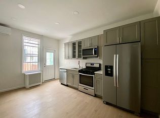 1814 Grove St #1R, Ridgewood, NY 11385