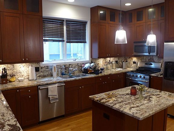 5th image of 2143 N Damen Ave Unit 302