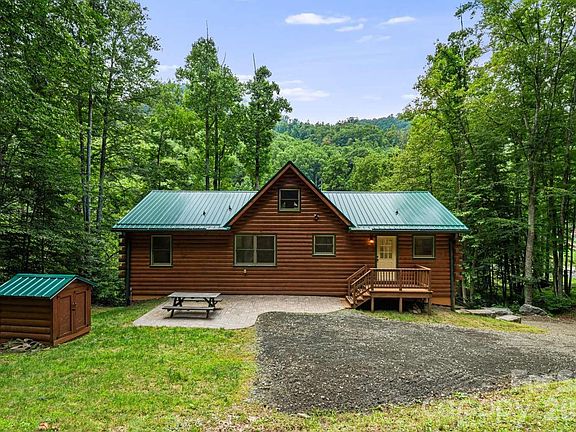 4th image of 382 Paint Fork Rd