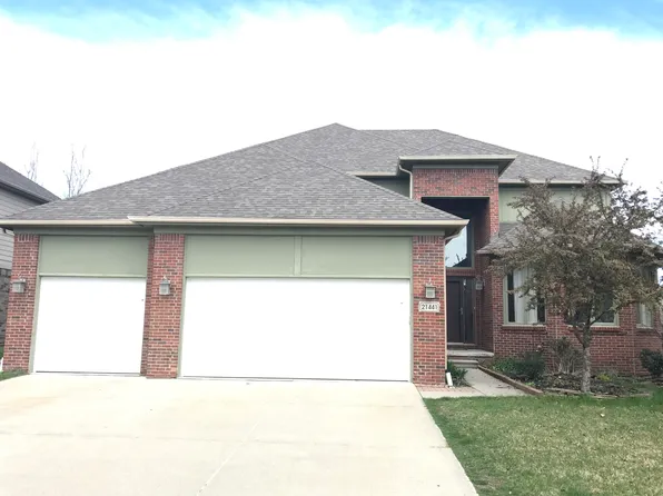21441 John Dr, Macomb, MI 48044