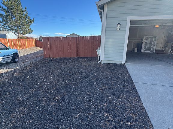 Side parking for boat or vehicle