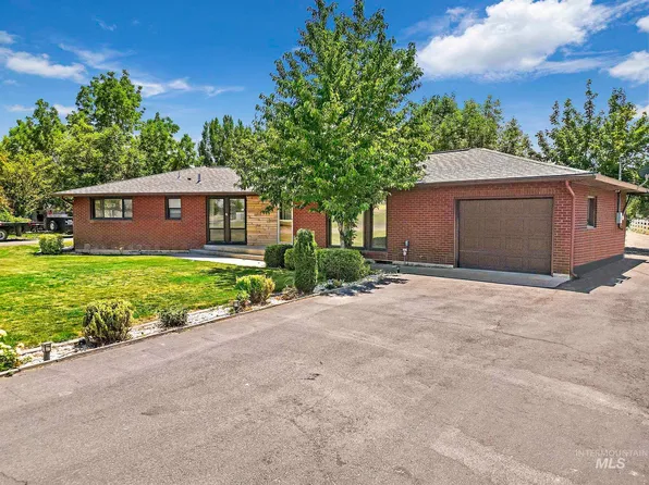 1005 8th Ave E, Jerome, ID 83338