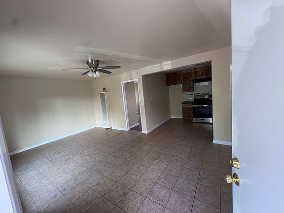4th image of 7336 Florence Ave #8