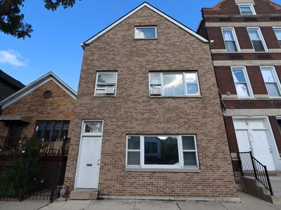 3217 S May St, Chicago, IL, 60608