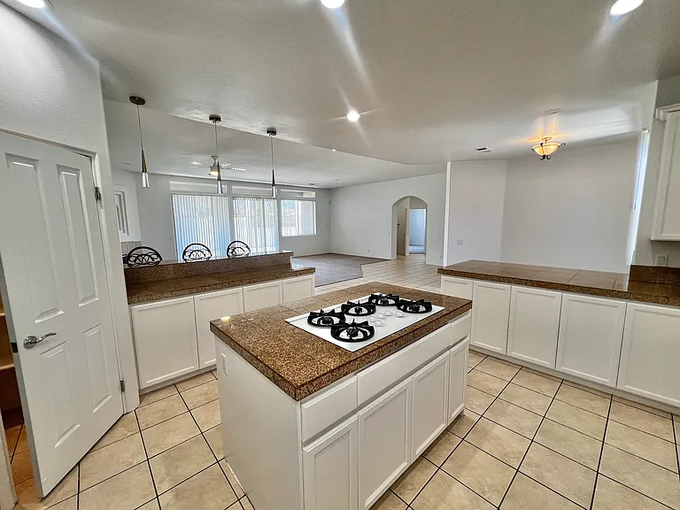40921 Hovley Ct — Photo 14