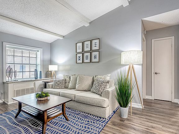 5th image of 10103 Sherwood Ln #176
