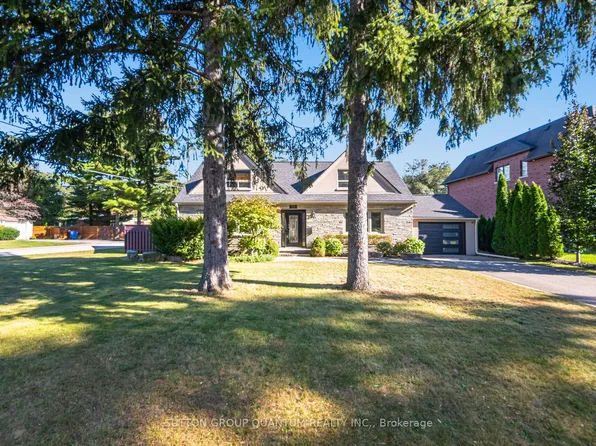 468 Lynd Ave, Mississauga, ON L5G 2L6