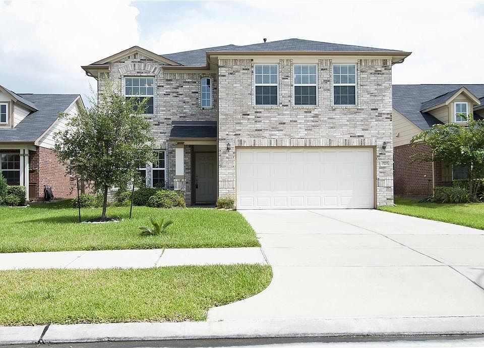 1st image of 18014 Surrey Lake Ln