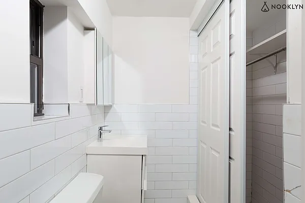 Rented by Nooklyn NYC LLC | media 8