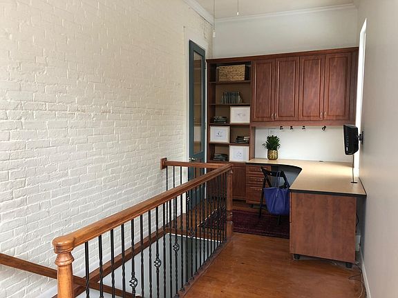 Private office next to the main living space