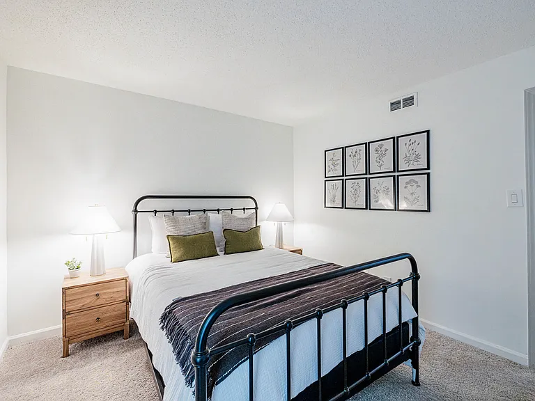 Enclave at North Point — Photo 129
