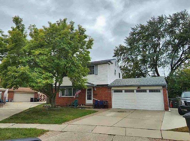 1st image of 9772 Lincoln Ct