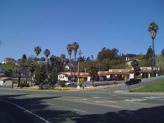 3rd image of 870 Appian Way #870