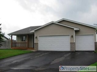 1305 Joes Lake Rd SE, Cambridge, MN 55008