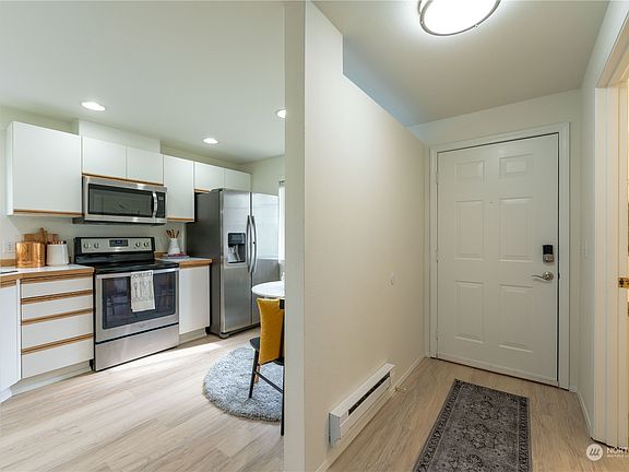 4th image of 23301 54th Avenue S #1-4