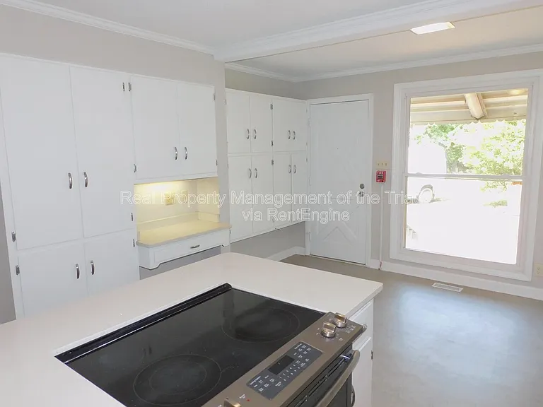 4619 McKnight Mill Rd — Photo 9