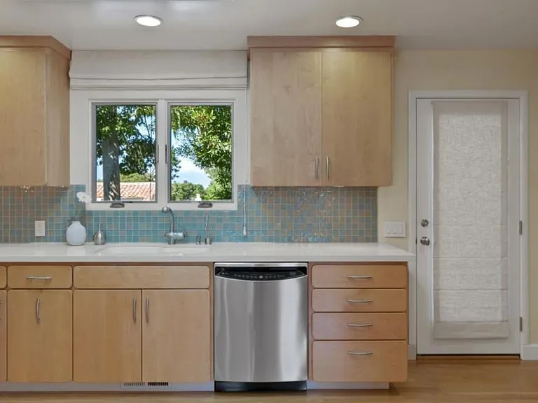 610 Hillcrest Ave — Photo 10
