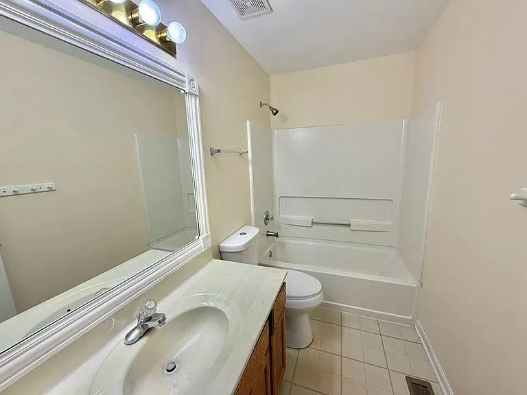 1701 Courtwright Dr — Photo 22