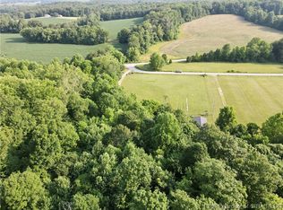 10261 E Smith Rd, Scottsburg, IN 47170