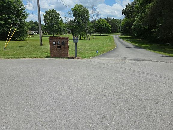 4th image of 113 Brink Bend Ct