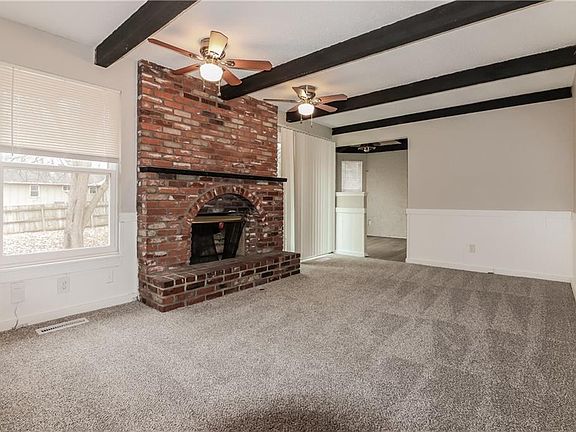 2nd image of 9012 Laurel Ave