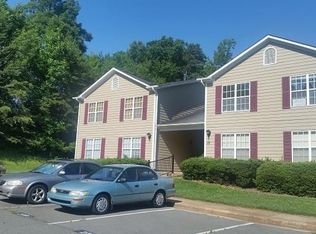 27 Meadowood Glen Way APT D, Greensboro, NC 27409