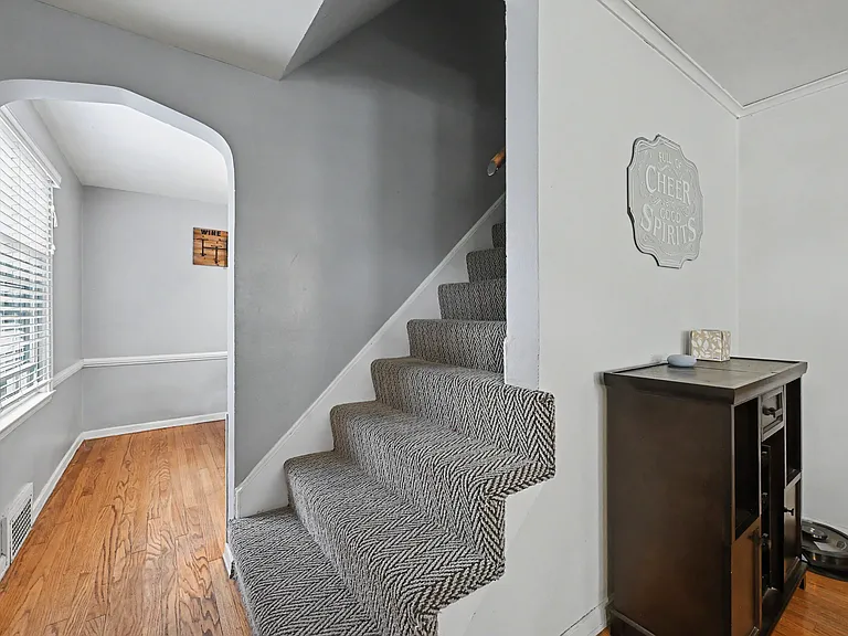 7921 Madison Ave — Photo 7
